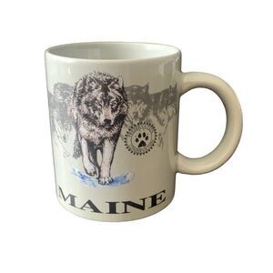 Pre Owned SanSegal Maine Gray Wolves Coffee Tea Mug Preservation Conservation
